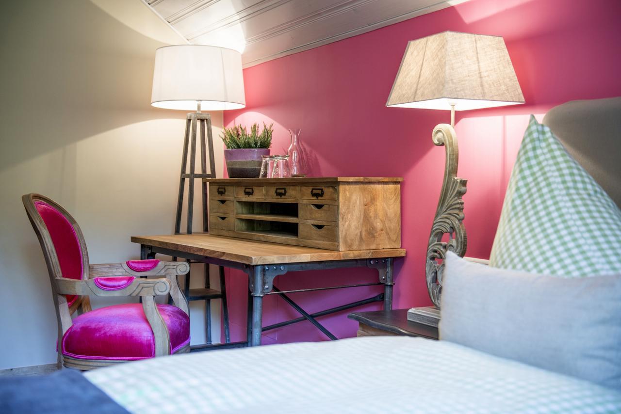 Waldruhe - Bett, Fruehstueck & Ein Laecheln Bed & Breakfast Bad Aussee Exterior photo